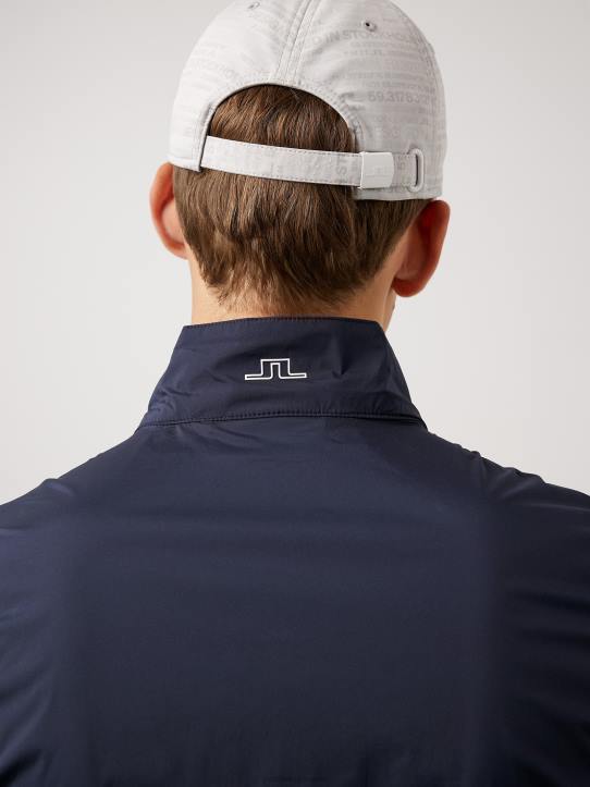 Ash Light Packable Golf Vest Navy Men J.Lindeberg Clothing 66XF2495 - Image 3