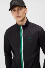 Ash Light Packable Jacket Black Men J.Lindeberg Clothing 66XF711 - Image 4