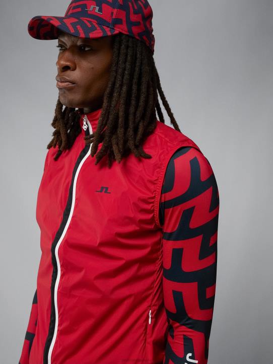 Ash Light Packable Vest Barbados Cherry Men J.Lindeberg Clothing 66XF2394 - Image 4