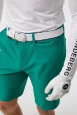 Eloy Shorts Proud Peacock Men J.Lindeberg Clothing 66XF362 - Image 3