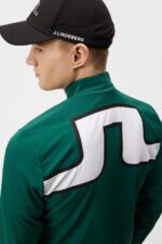 Jeff Hybrid Jacket Rain Forest Men J.Lindeberg Clothing 66XF728 - Image 3