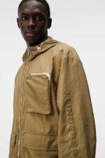 Klive Windbreaker Jacket Aloe Men J.Lindeberg Clothing 66XF921 - Image 3