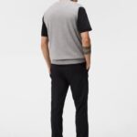 Liam Knitted Vest Grey Melange Men J.Lindeberg Clothing 66XF546