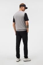 Liam Knitted Vest Grey Melange Men J.Lindeberg Clothing 66XF546