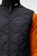 Quilt Hybrid Vest Black Men J.Lindeberg Clothing 66XF693 - Image 3