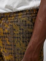 Sasha Camo-Check Pants Daylily Men J.Lindeberg Clothing 66XF2195 - Image 4