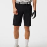 Somle Shorts Black Men J.Lindeberg Clothing 66XF404