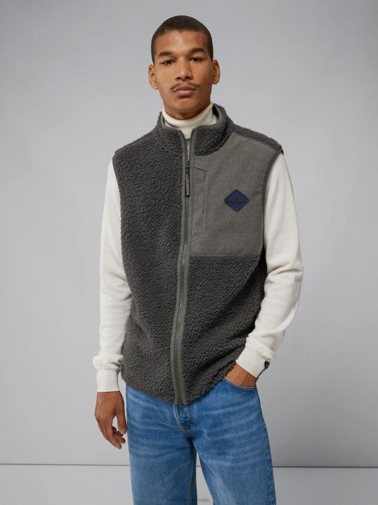 zeke_pile_vest_volcanic_ash_men_j_lindeberg_clothing_66xf2349.jpg Zeke Pile Vest Volcanic Ash Men J.Lindeberg Clothing 66XF2349 - Image 1